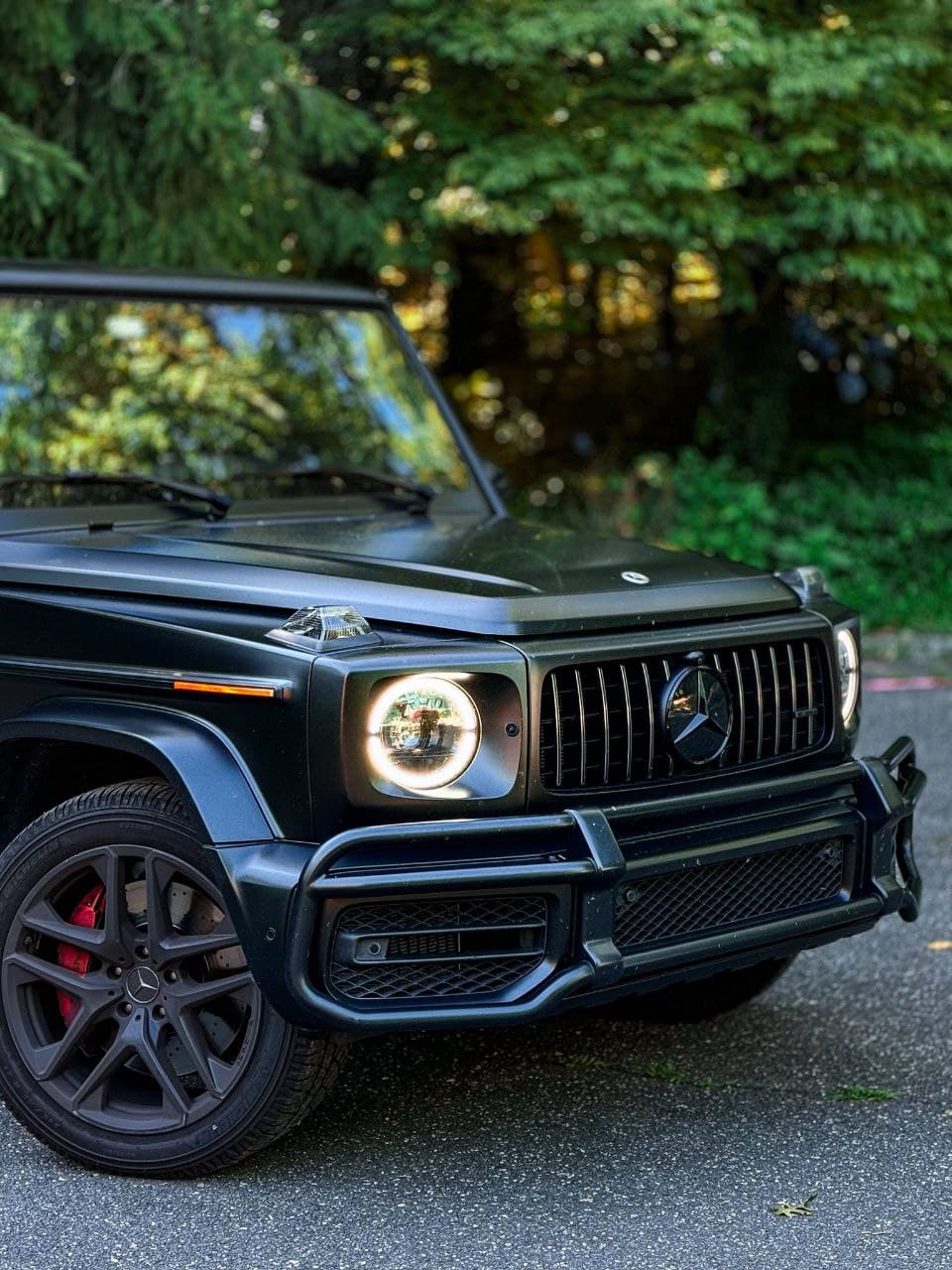 G-Wagon Luxury Mobile Wallpapers for Android & iOS - Dark & Light Mode Optimized